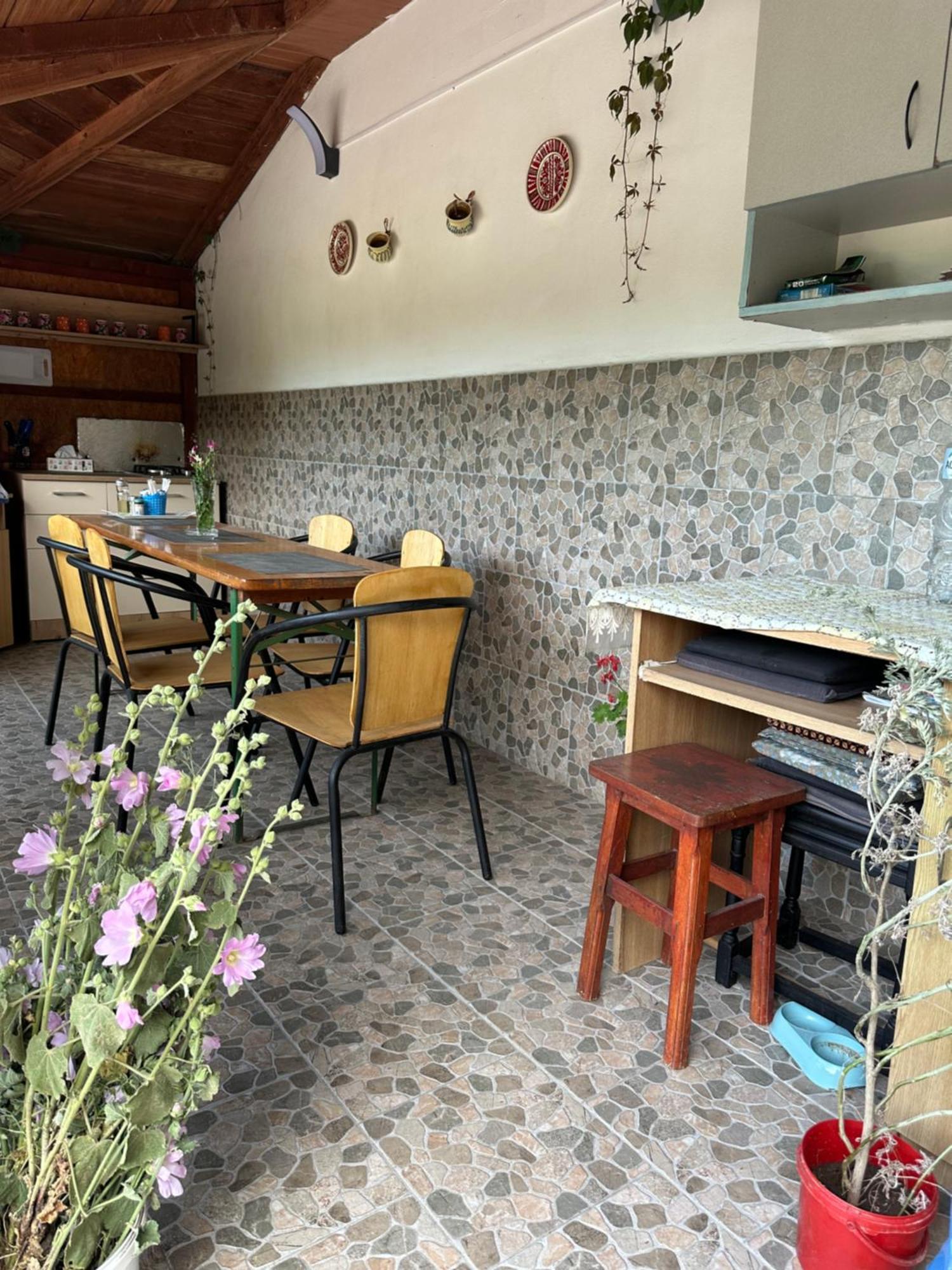 Casa Cu Flori Corbu Hotel Corbu  Eksteriør billede
