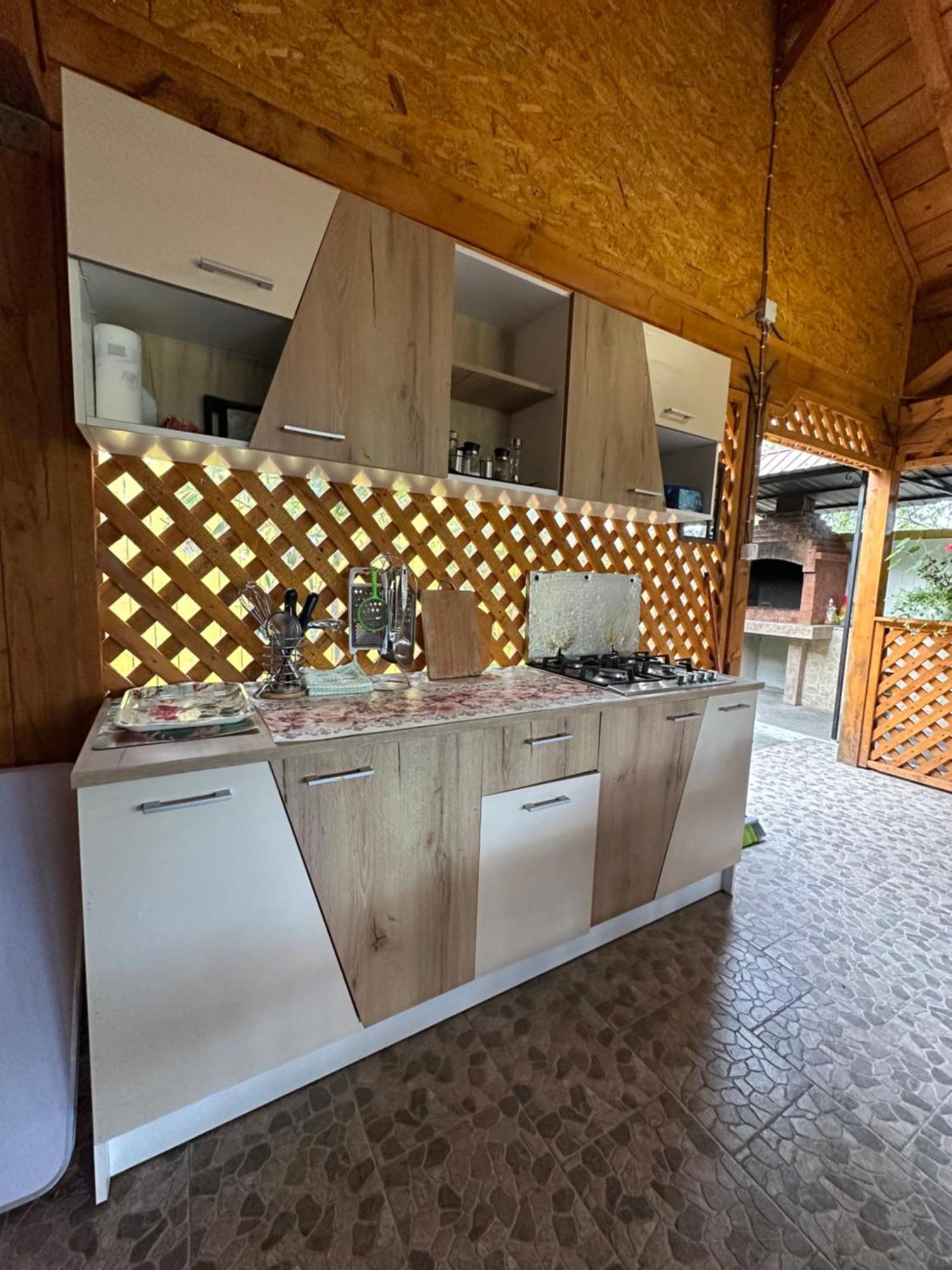 Casa Cu Flori Corbu Hotel Corbu  Eksteriør billede