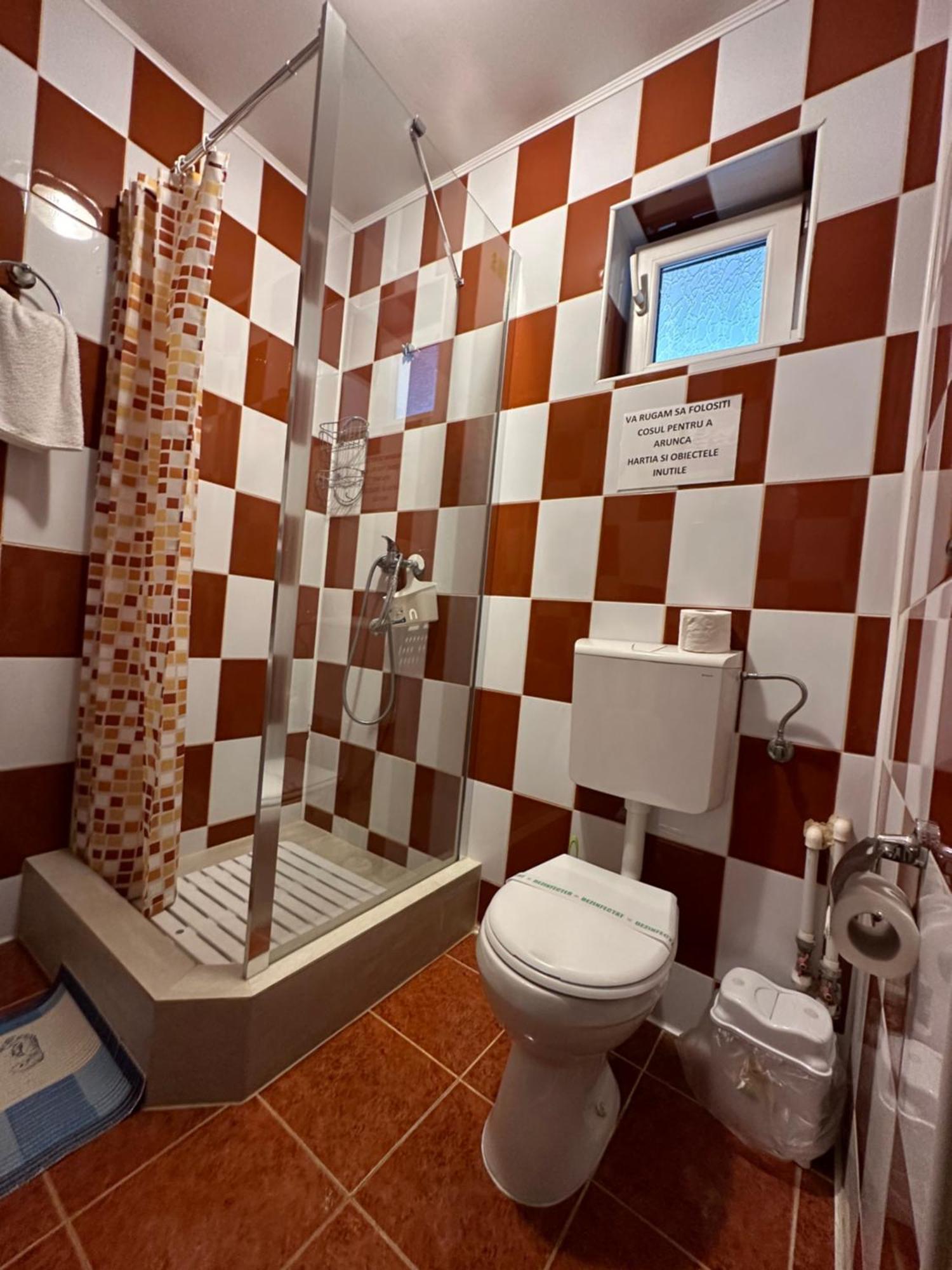Casa Cu Flori Corbu Hotel Corbu  Eksteriør billede